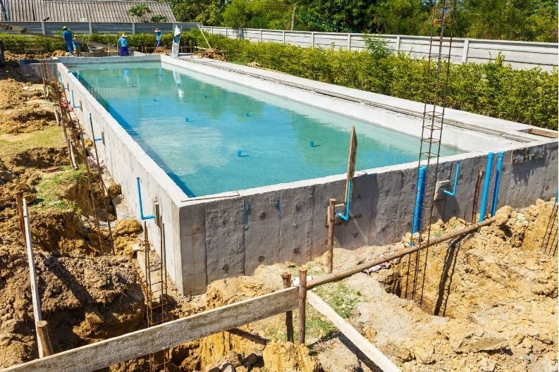 grande piscine nécessitant une déclaration de travaux